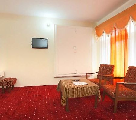 Hotel Mohan Palace Manali  Exterior photo